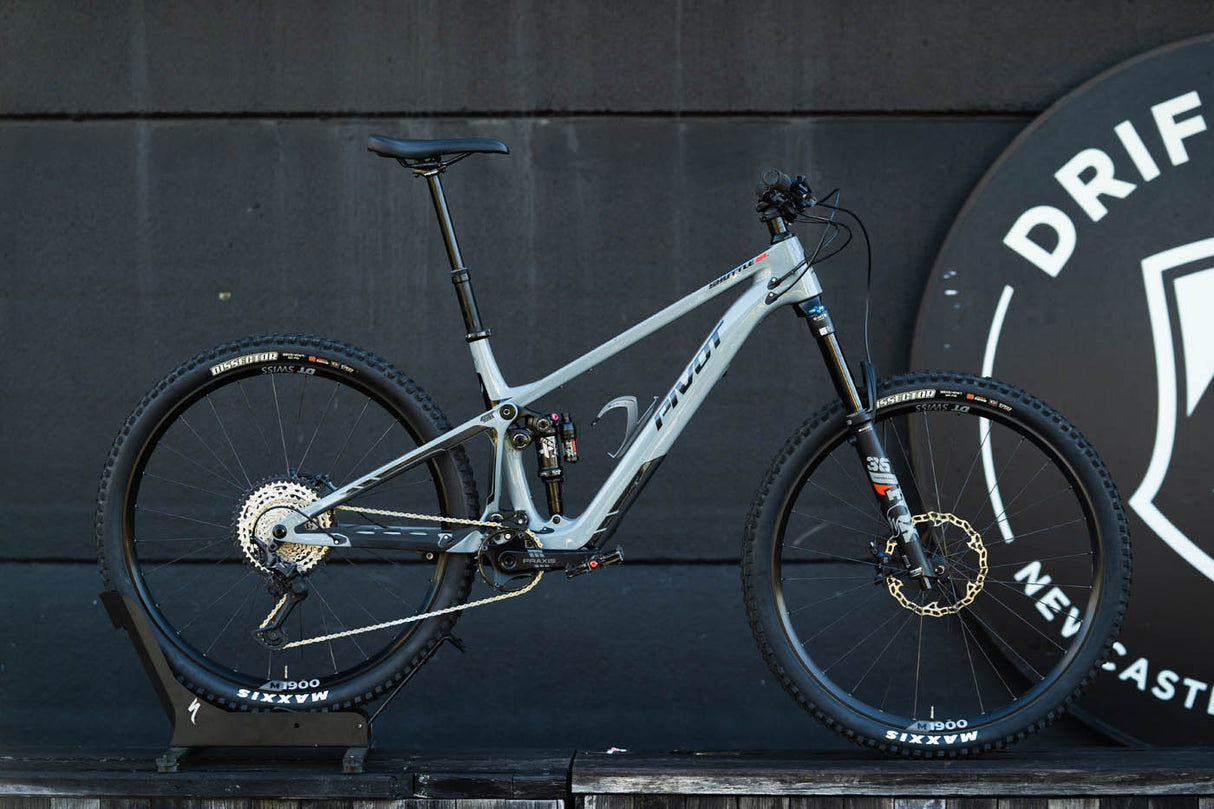 Pivot Shuttle SL LARGE - XT/SLX - EOFY Deal!