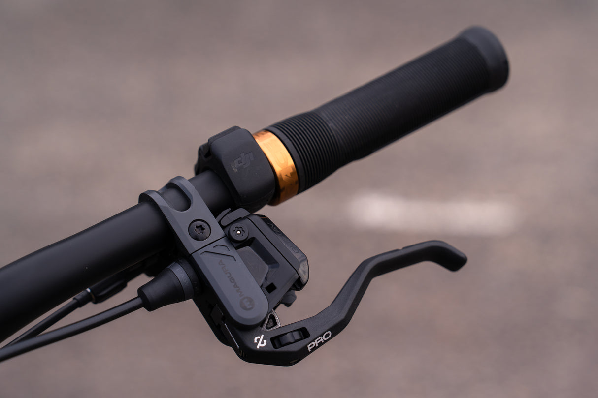 EX-DEMO Amflow PL Carbon Pro X-Large