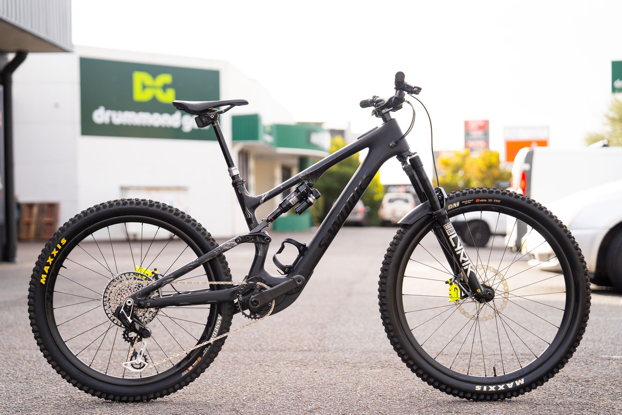 Ex-DEMO S-Works 2023 Turbo Levo Sl Ltd Black Carbon / Smoke S4