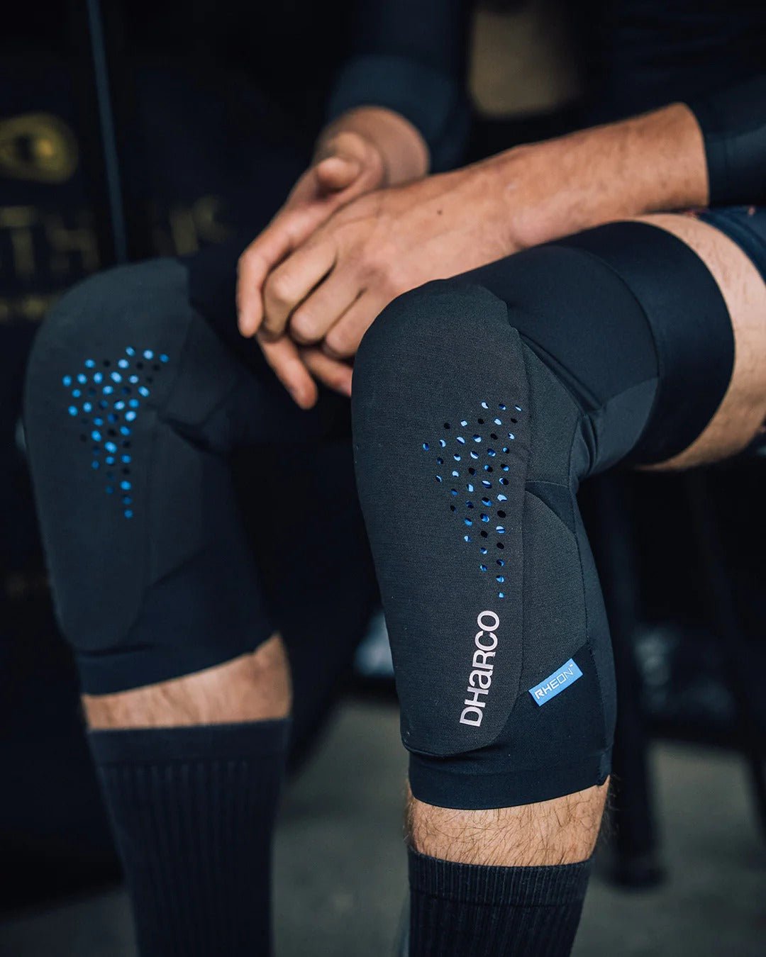 DHARCO Gravity Knee Pads