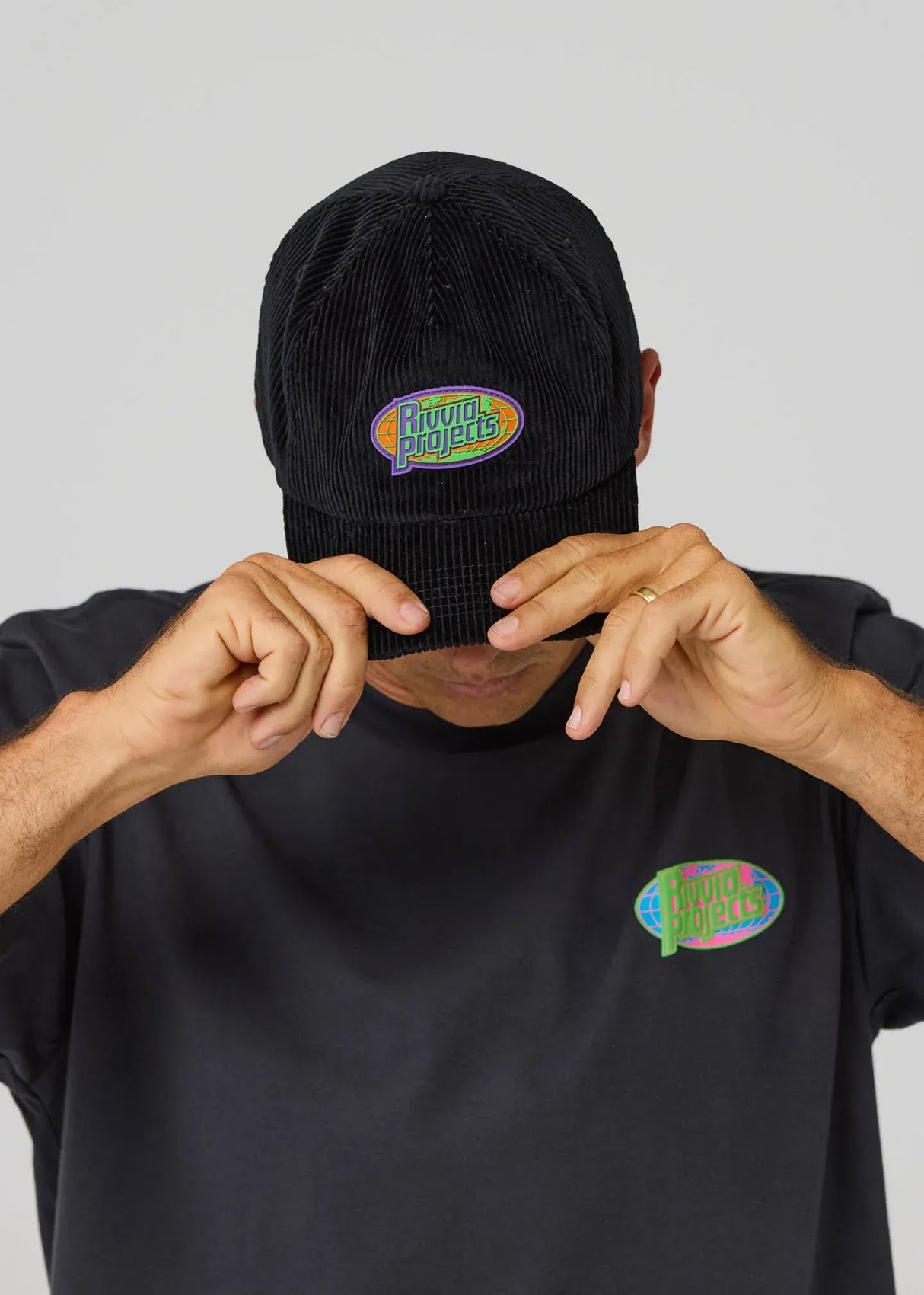 Rivvia Projects GLOBAL DISCOVERY CAP - BLACK