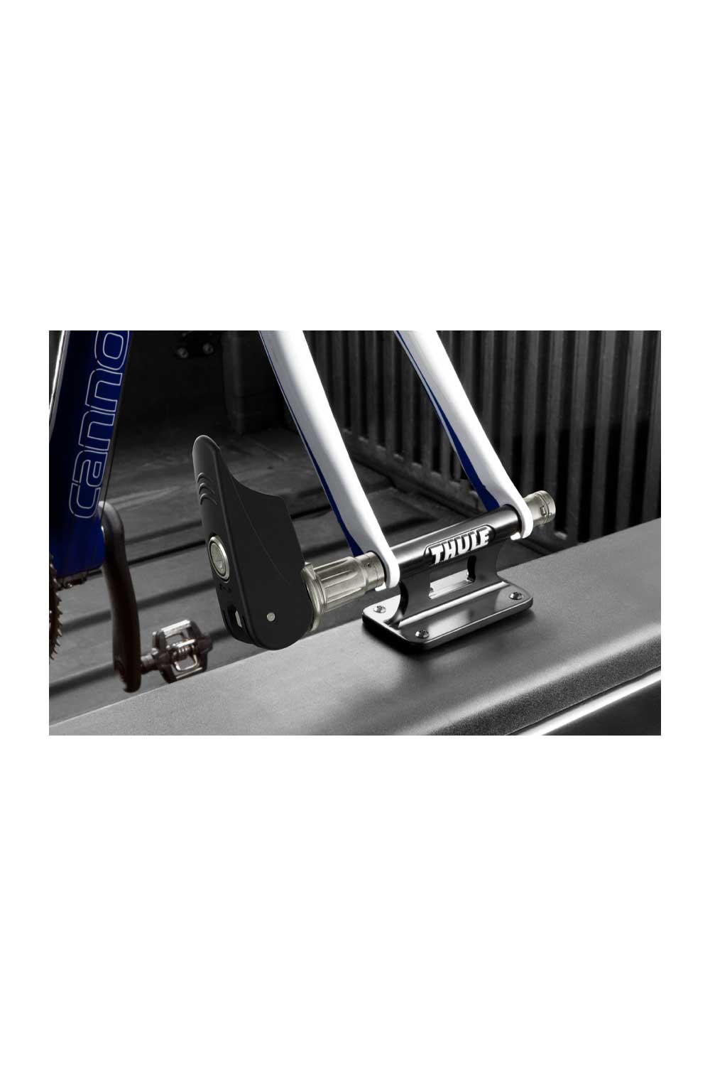 Thule Low Rider Locking Fork Mount