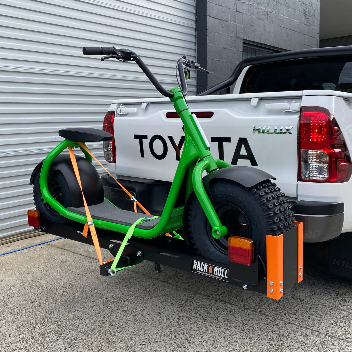 RACK N ROLL - Sumo Scooter Carrier