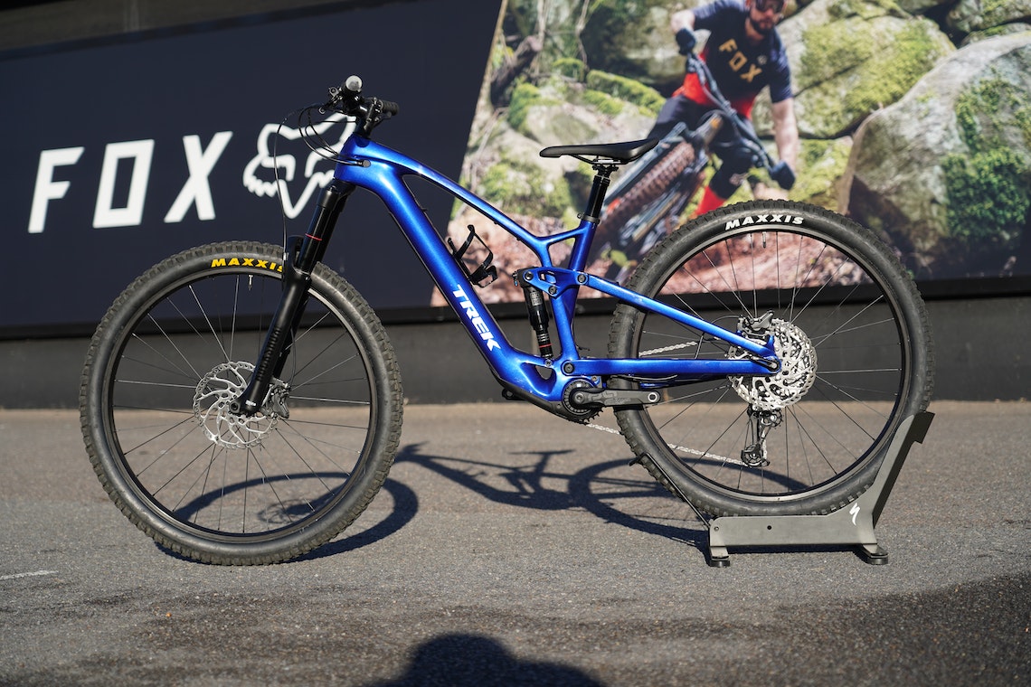 EX DEMO - Trek Fuel EXe 9.5 / Hex Blue / Medium 2023