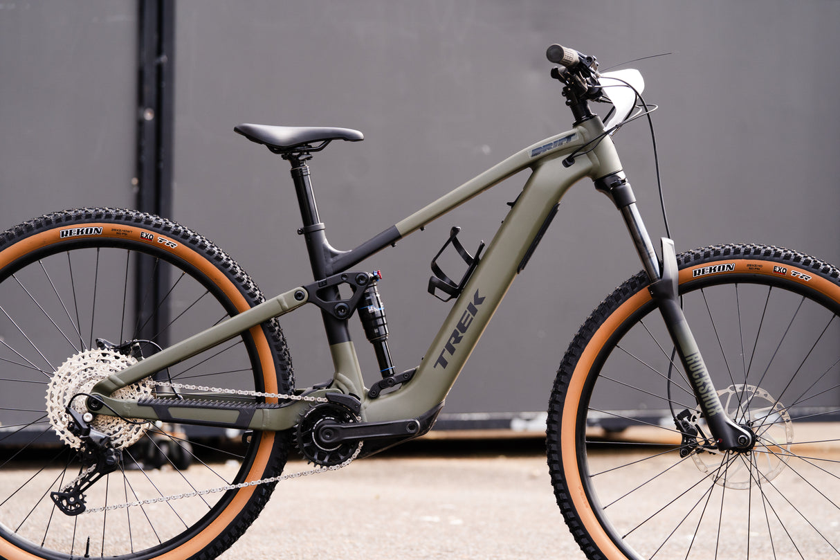 EX-DEMO Fuel+ EX 5 Gen 2 Matte Olive Grey/Trek Black Medium