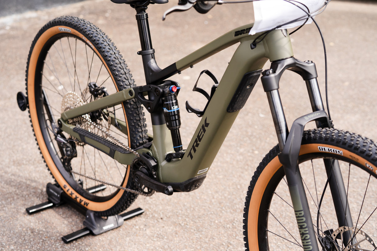 EX-DEMO Fuel+ EX 5 Gen 2 Matte Olive Grey/Trek Black Medium