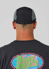 Rivvia Projects RACETRACK RUNNING CAP - BLACK GREY