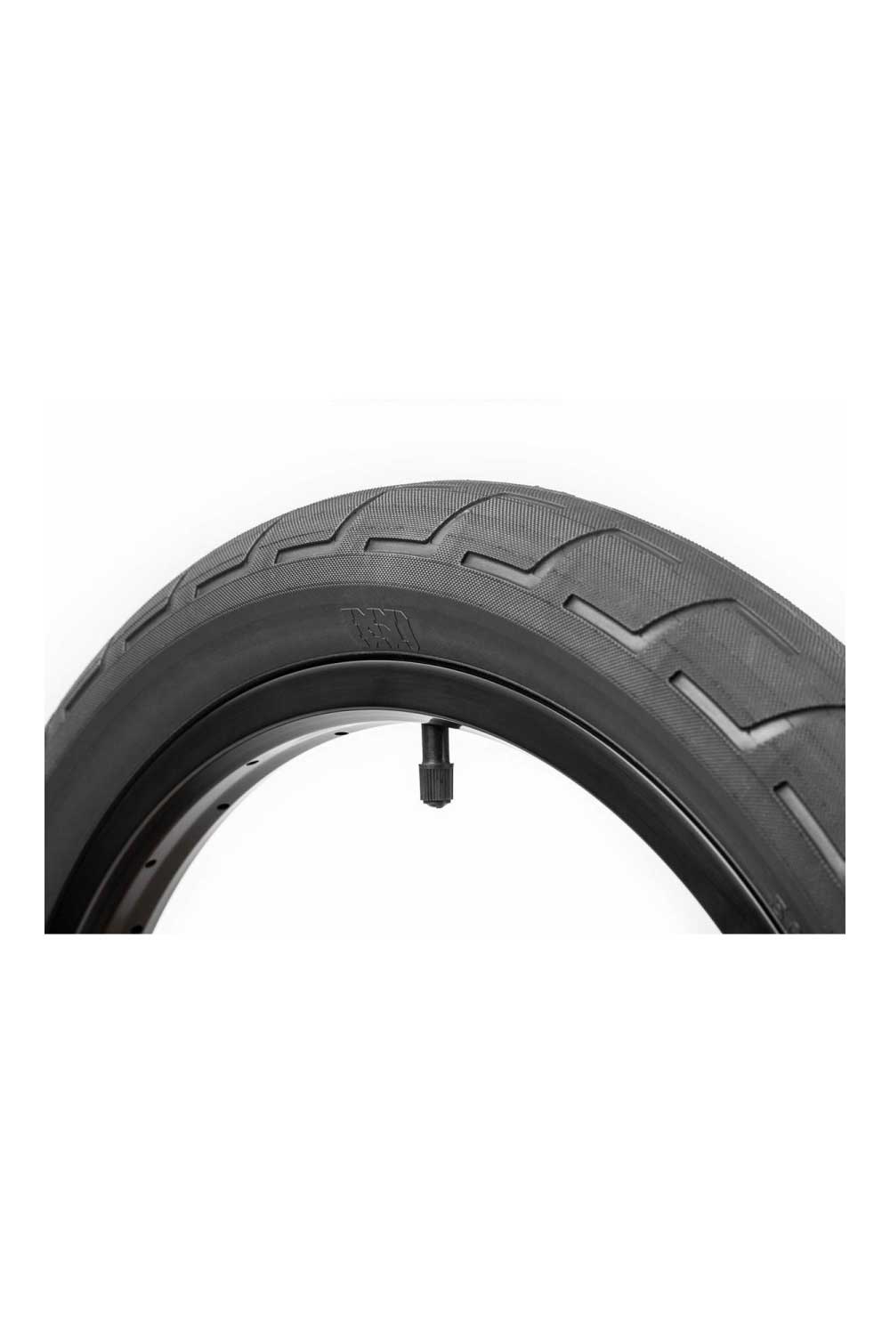 BSD ALEX D Donnastreet Tyre Black - 20 X 2.3