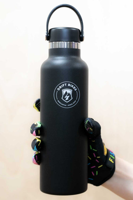 Hydro Flask X Drift Bikes 21oz (621ml) Standard Mouth Drink Bottle Black